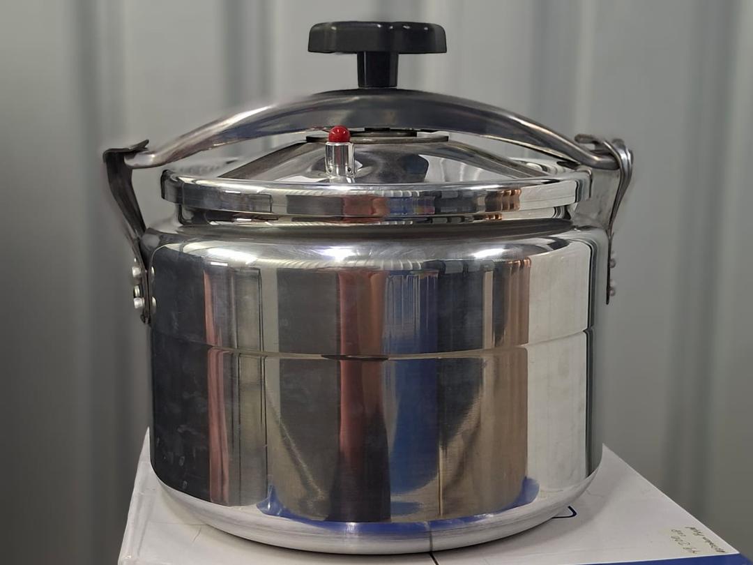 Olla de presión para cocinas de inducción